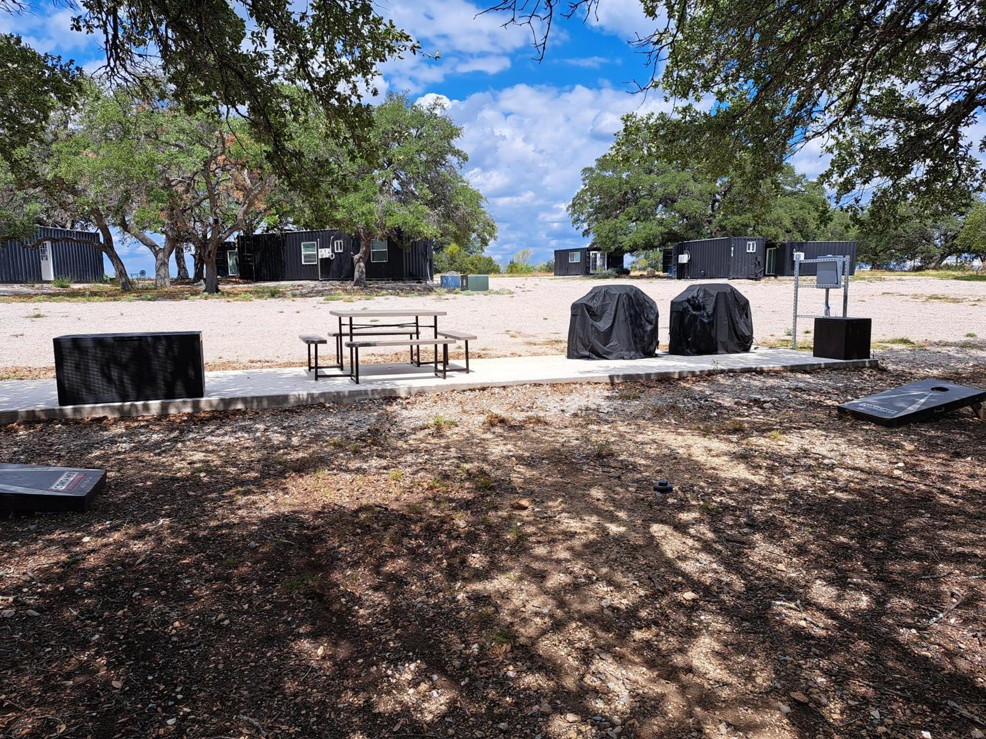 The Container Retreat @ 290 Wine Trail #1 Escape To Hye, Tx Villa Eksteriør bilde